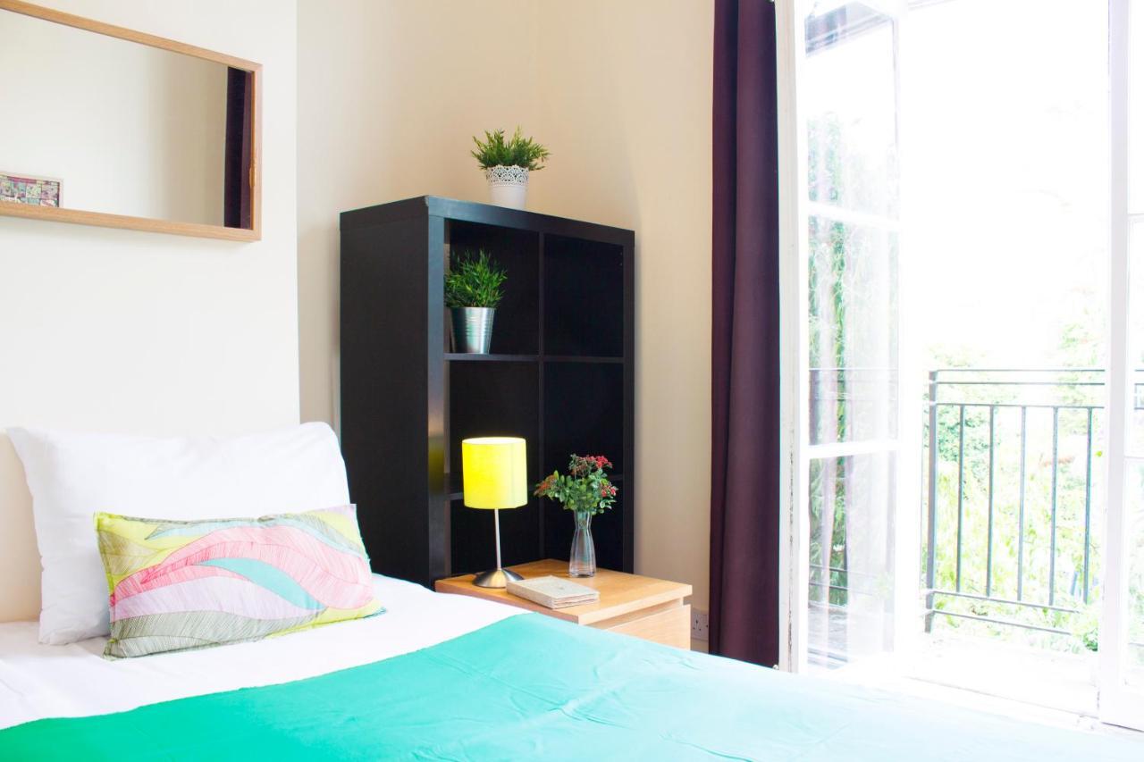 לונדון Regents Canal Apartments מראה חיצוני תמונה